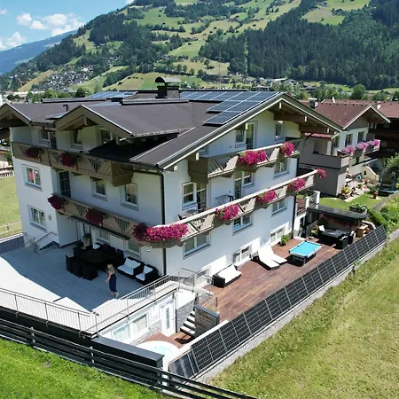 Appartements Olympia Mayrhofen Exterior foto