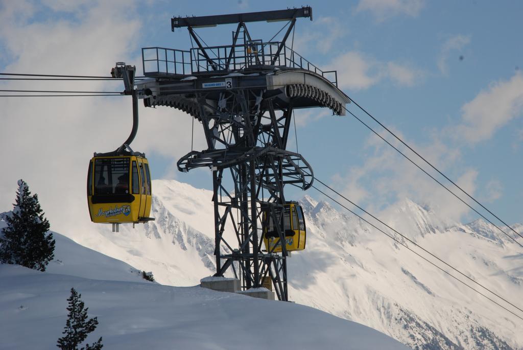 Olympia * Mayrhofen